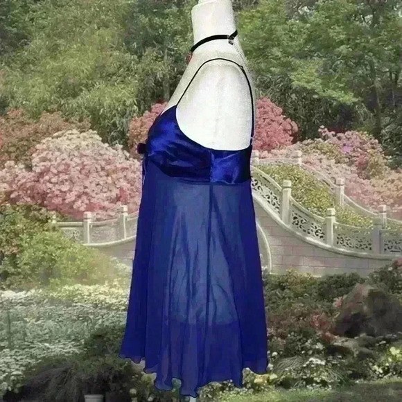 Y2k 90s Royal Blue Victoria’s Secret Slip Size Small - Picture 4 of 9
